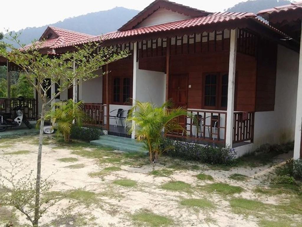 Pangkor Waterfall Beach Resort Kampung Teluk Nipah Exterior foto
